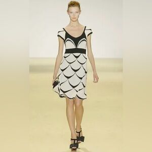 Temperley London Dress! Silk knitted, black and white